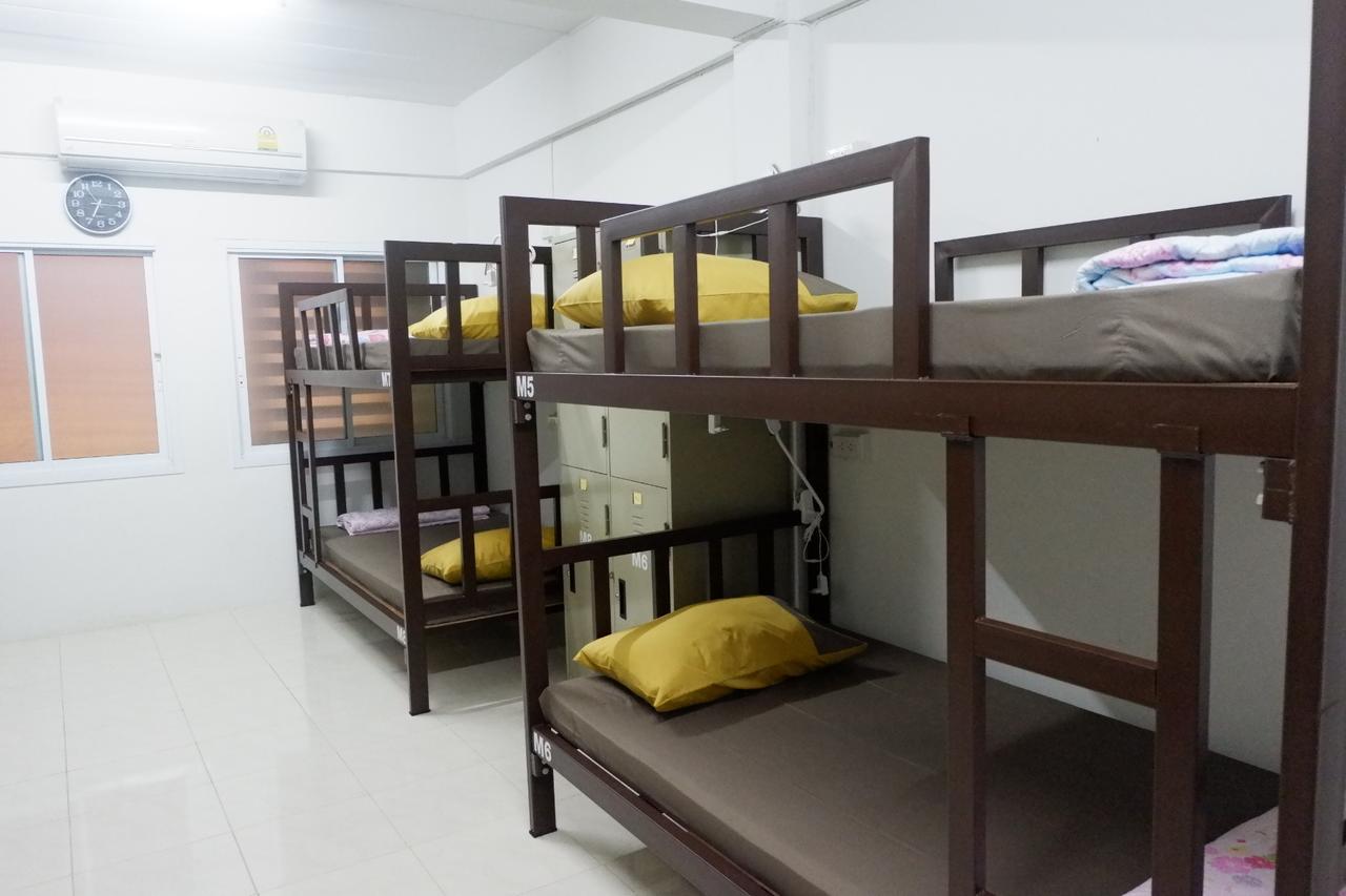 Ranong Backpacker'S Hostel (Adults Only) Dış mekan fotoğraf